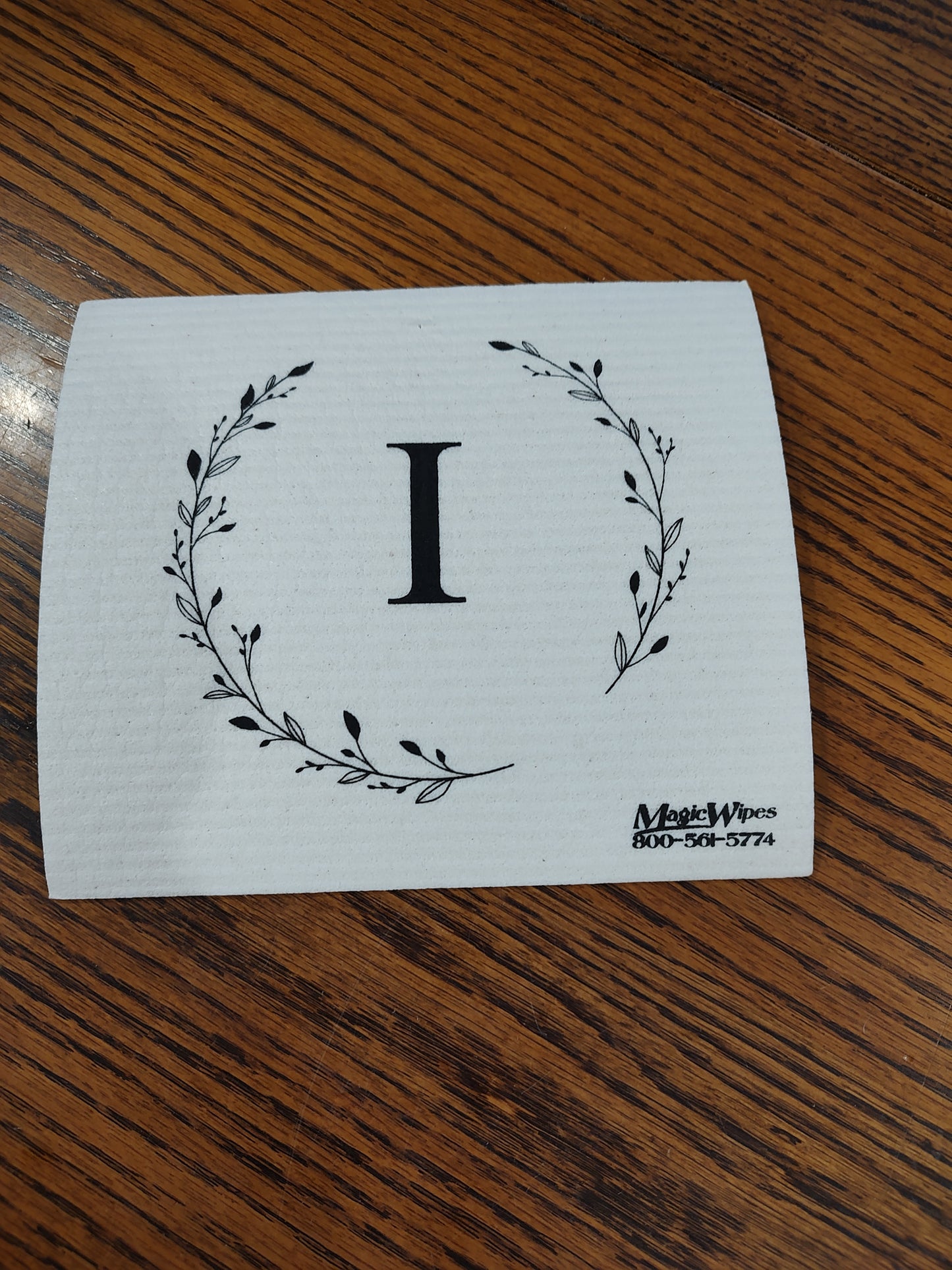 Letter I Initial Magic Wipe
