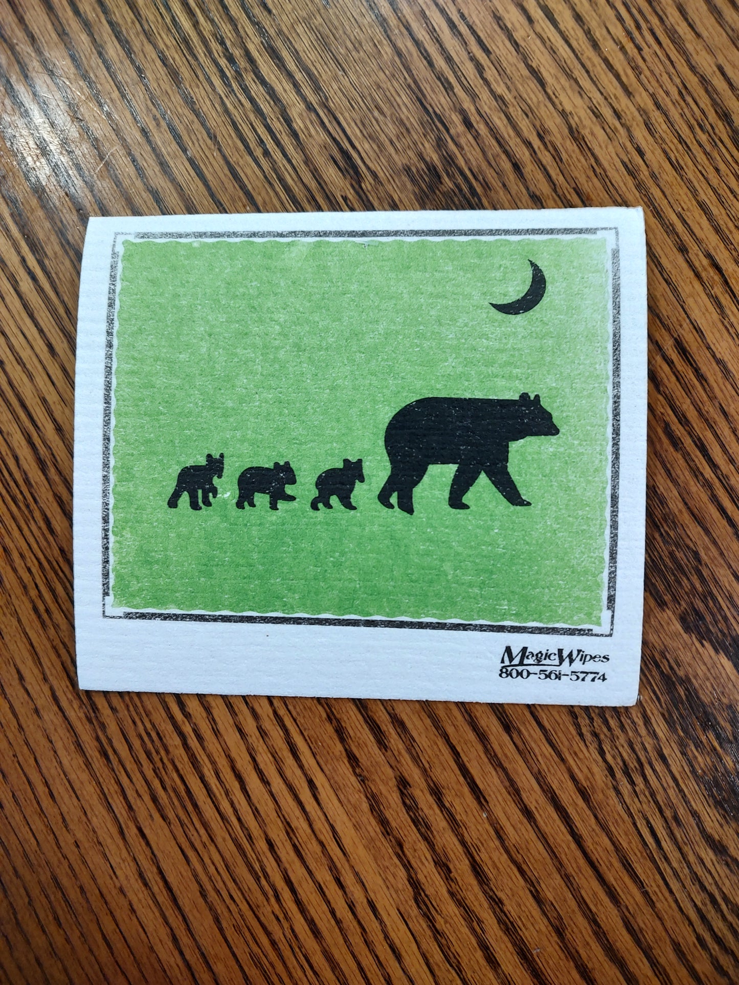 Bear with Cubs Magic Wipe